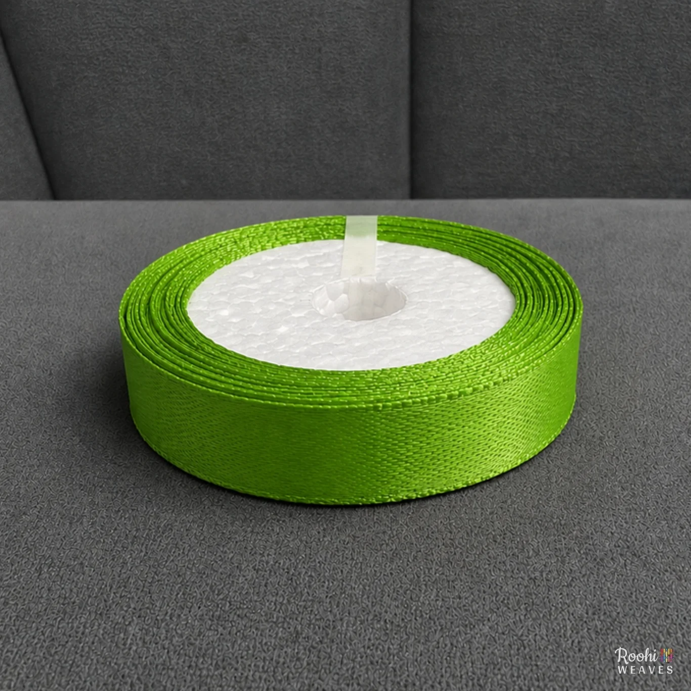 ''Parrot Green 0.5 Inch Mid Range Satin Border''>